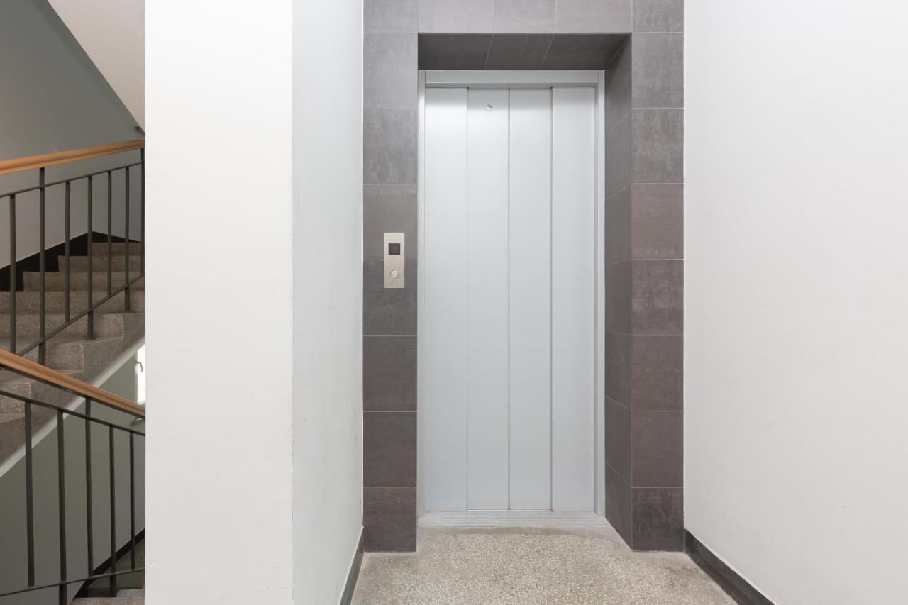Top Floor View Apartment Marszalkowska By Noclegi Renters 바르샤바 외부 사진